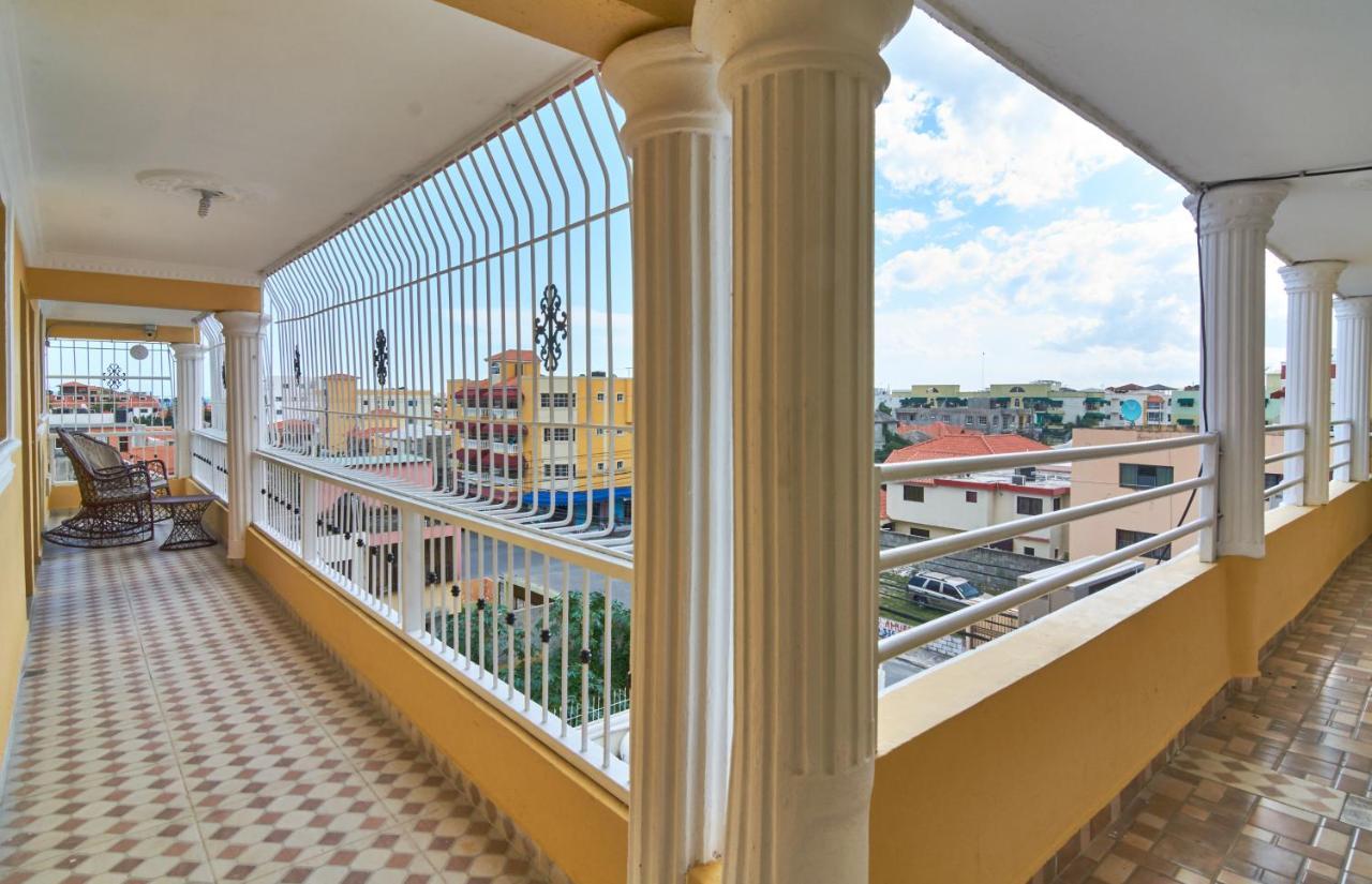 Bnb Tropical Island Aparthotel - Corales Del Sur - Santo Domingo Este Exterior foto